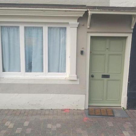 Self Contained Flat In Llanfyllin Powys Apartment Exterior photo